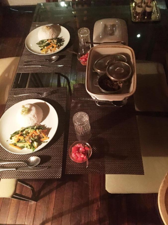 Le Fumoir Guest House Chambre Double Ανταναναρίβο Εξωτερικό φωτογραφία